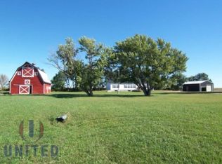 47118 Burbank Rd, Elk Point, SD 57025