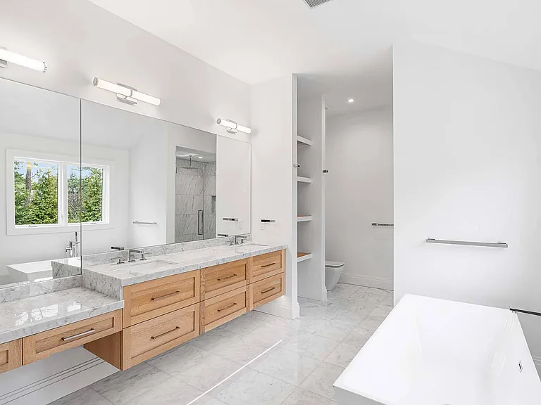 51 Arbutus Rd — Photo 17