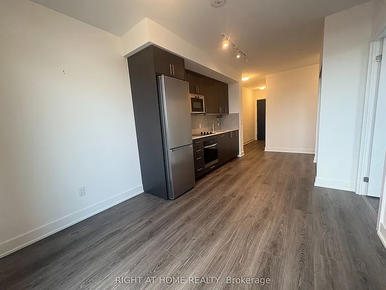 2545 Simcoe St N #357 — Photo 10