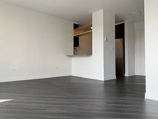 Rented by The Dermot Realty Management Company | media 27