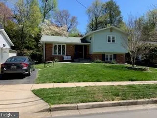 818 Cabin John Pkwy, Rockville, MD 20852