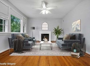 9700 Montauk Ave, Bethesda, MD 20817