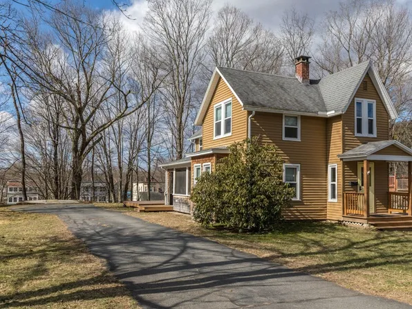 14 W High St, Erving, MA 01344