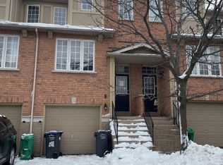 5055 Heatherleigh Ave #9, Mississauga, ON L5V 2R6