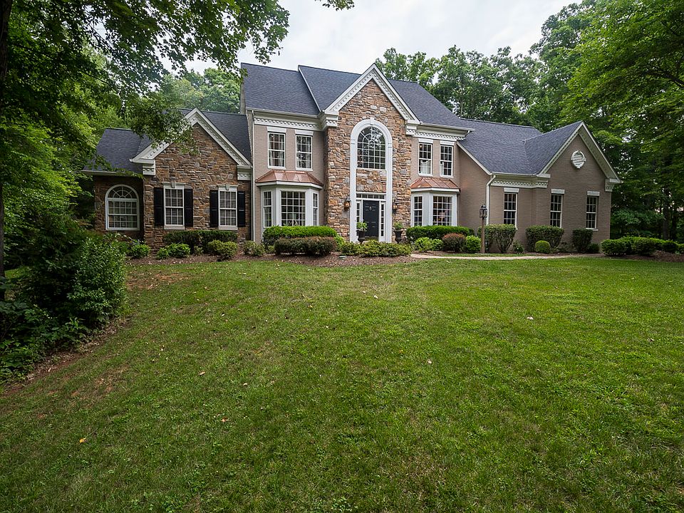 1st image of 11697 Sandal Wood Ln