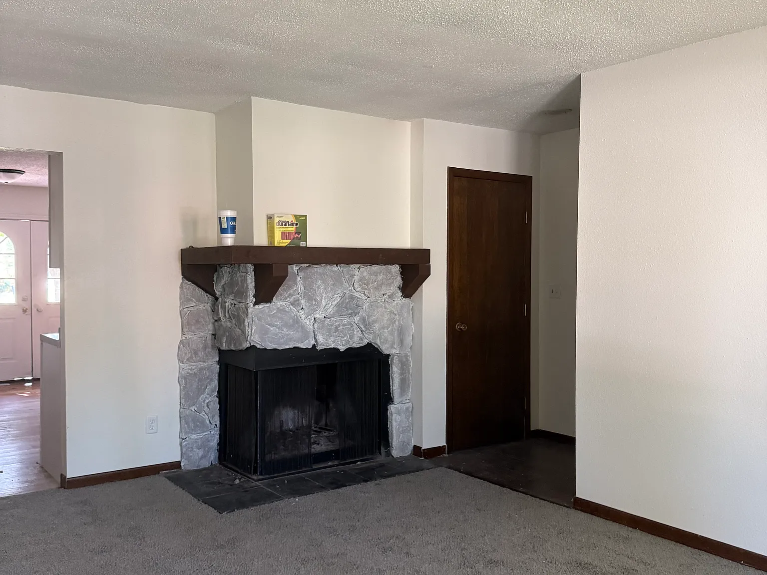 2 bed, 1100 sqft, $1,500 — Photo 3
