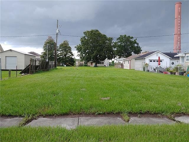 1st image of 3 Gibbs Dr