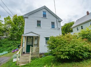 18 Weymouth Street, Richmond, ME 04357
