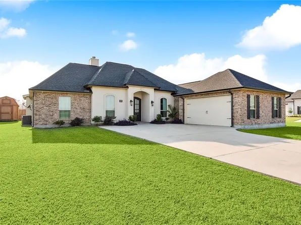 1057 N Millet Dr, Gramercy, LA 70052