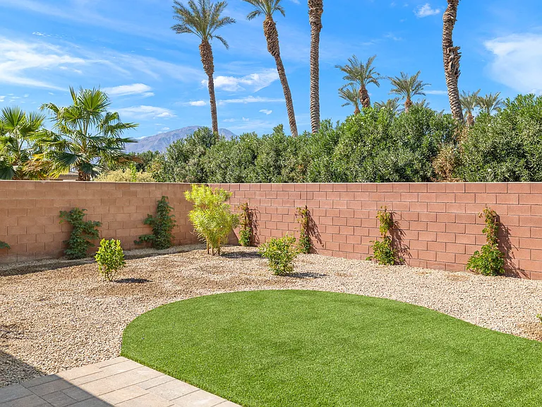 51805 Pinnacle Vista Dr — Photo 42
