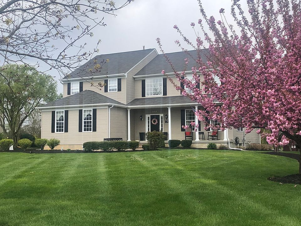 1st image of 709 Nicole Dr