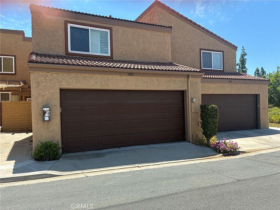 1st image of 1402 Vista Grande