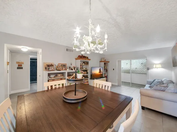 2812 S Garden Drive #109, Lake Worth, FL 33461