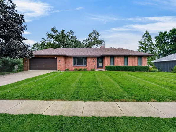 303 Oak Blvd, Huxley, IA 50124