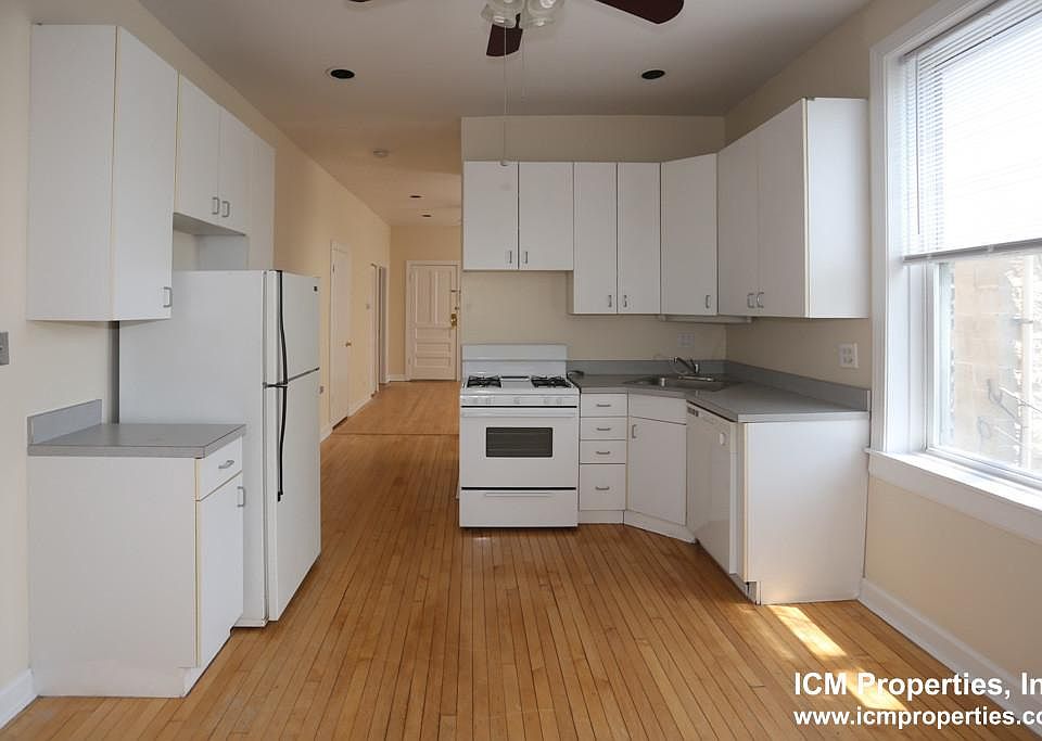 1st image of 2320 N Southport Ave #3D