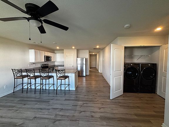 5th image of 318 Post Oak Dr