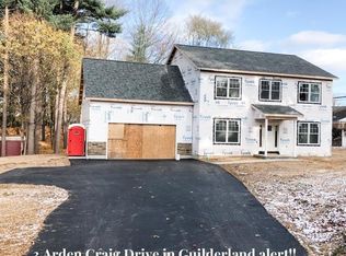 3 Arden Craig Dr, Albany, NY 12203
