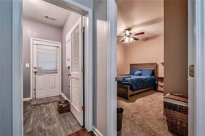 4003 Edgecomb Dr — Photo 6
