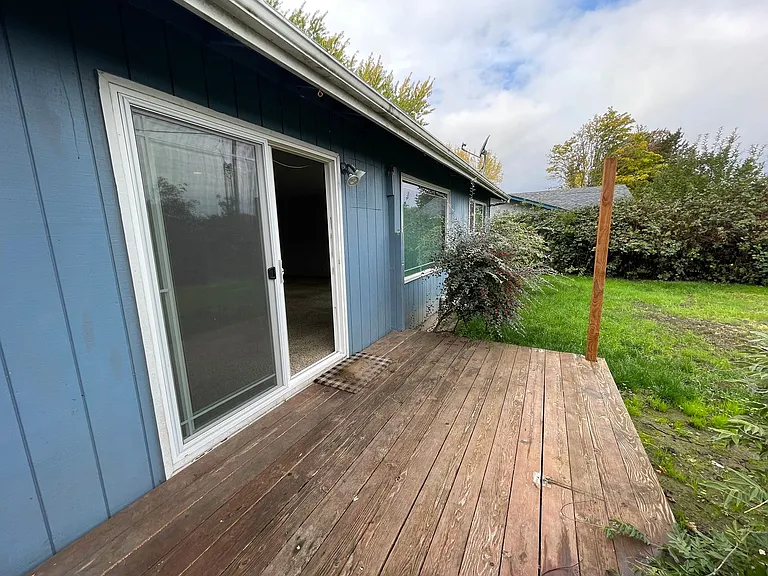 3020 W Shasta Ave — Photo 18