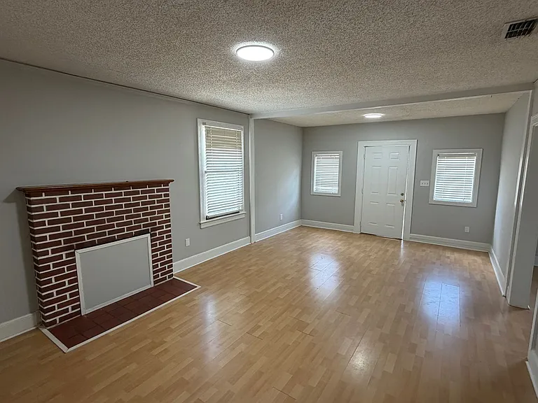 5324 Fremont St — Photo 11