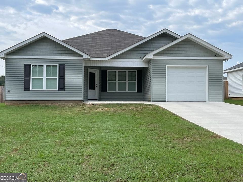 1st image of 121 Long Pines Cir