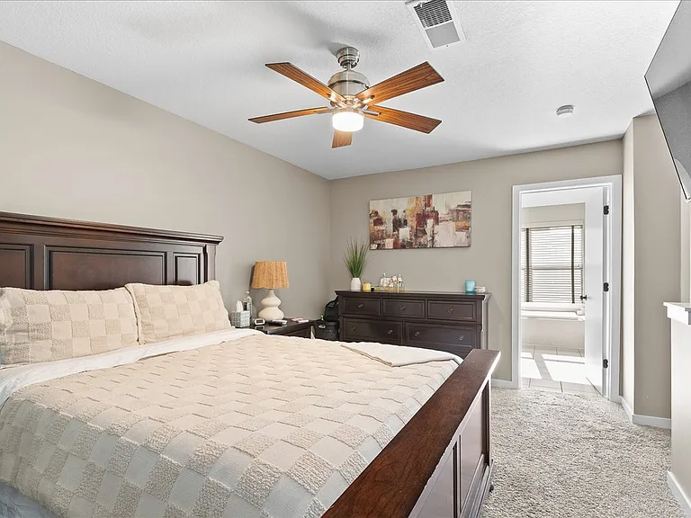4543 Madison Ave — Photo 13