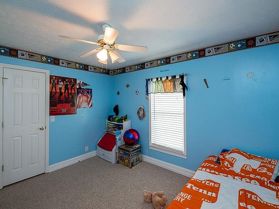 5th image of 1004 Willowbank Ln