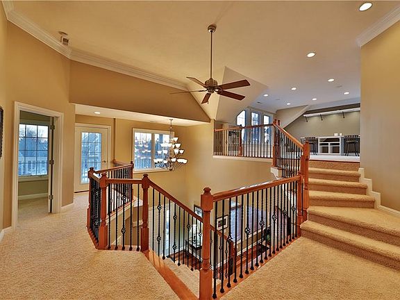 2nd image of 14730 Clarinda Ct