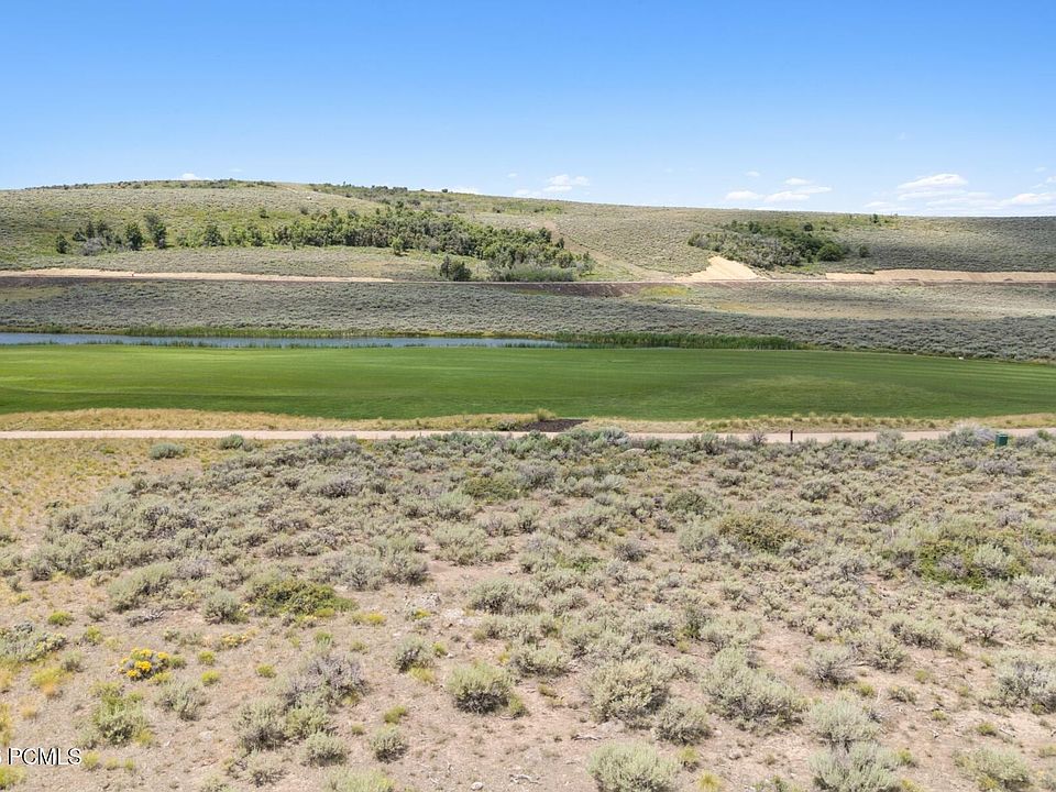 1st image of 5261 Golf Club Link #26