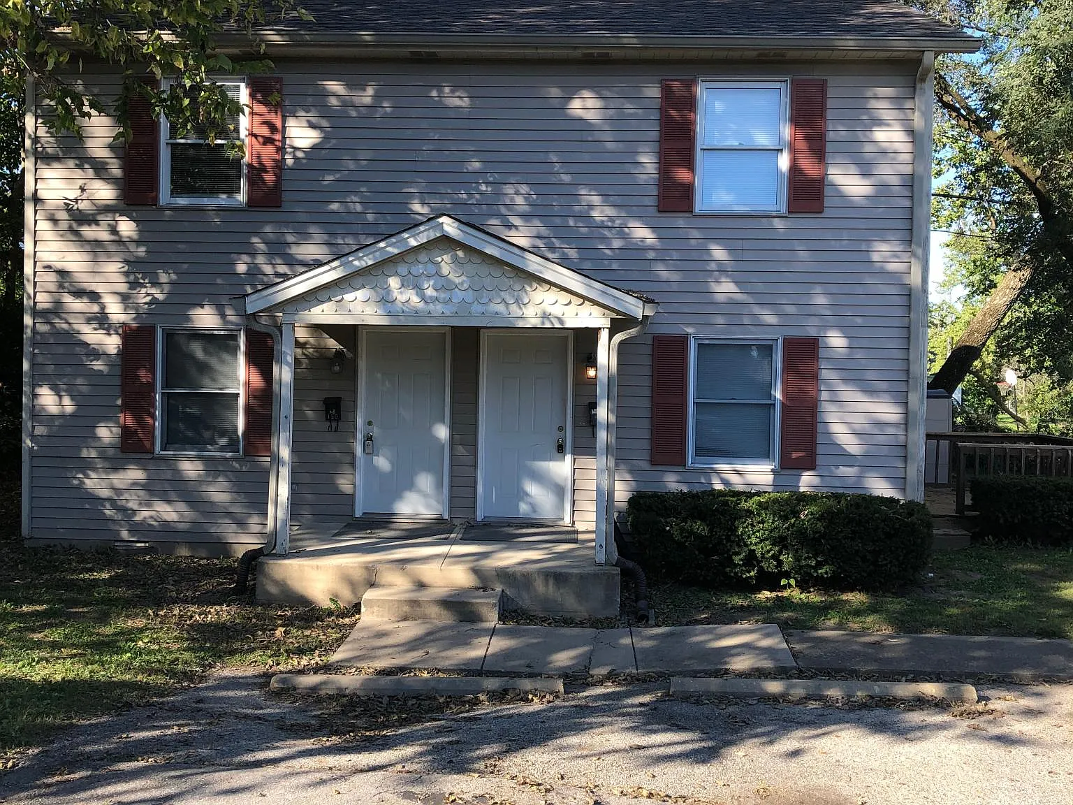 2 bed, 1.5 bath, 995 sqft, $1,150 — Photo 1