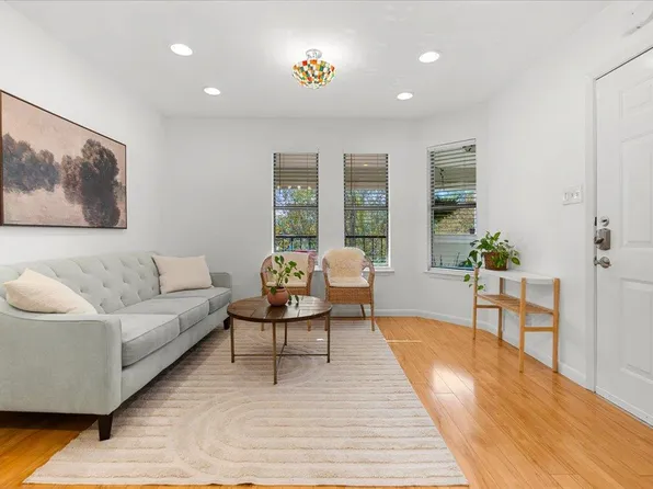 2104 Cullen Ave #7-204, Austin, TX 78757