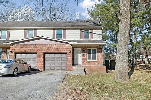 1421 Huntington Dr Photo 1