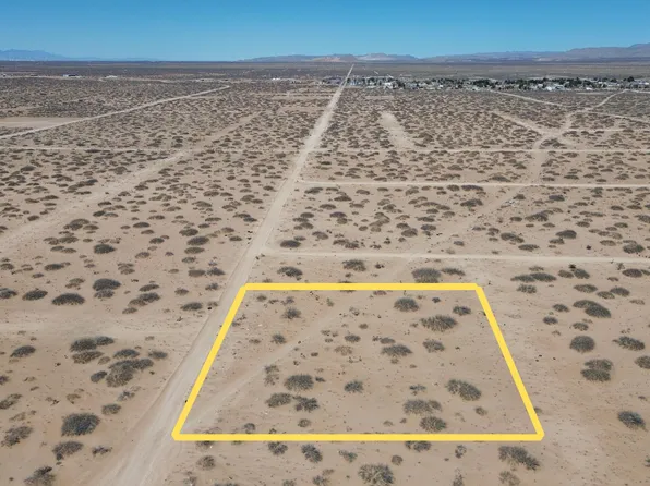 Brady Ave, El Paso, TX 79928