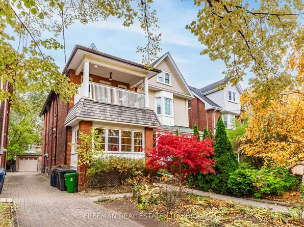 115 Mavety St, Toronto, ON M6P 2L8