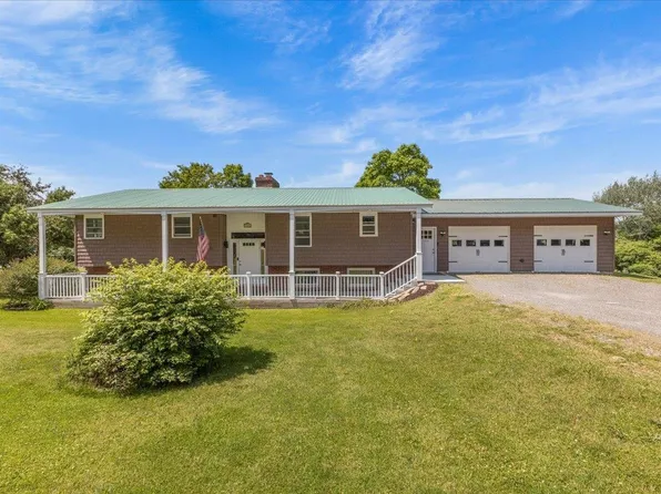 564 St. Albans Road, Swanton, VT 05488