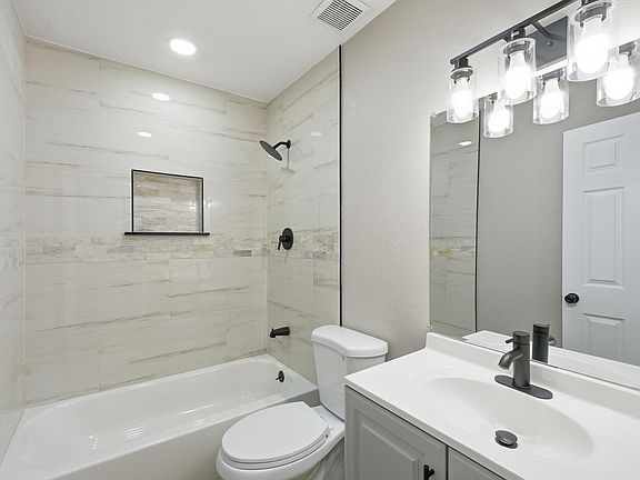 4th image of 3311 W Sue Avenue