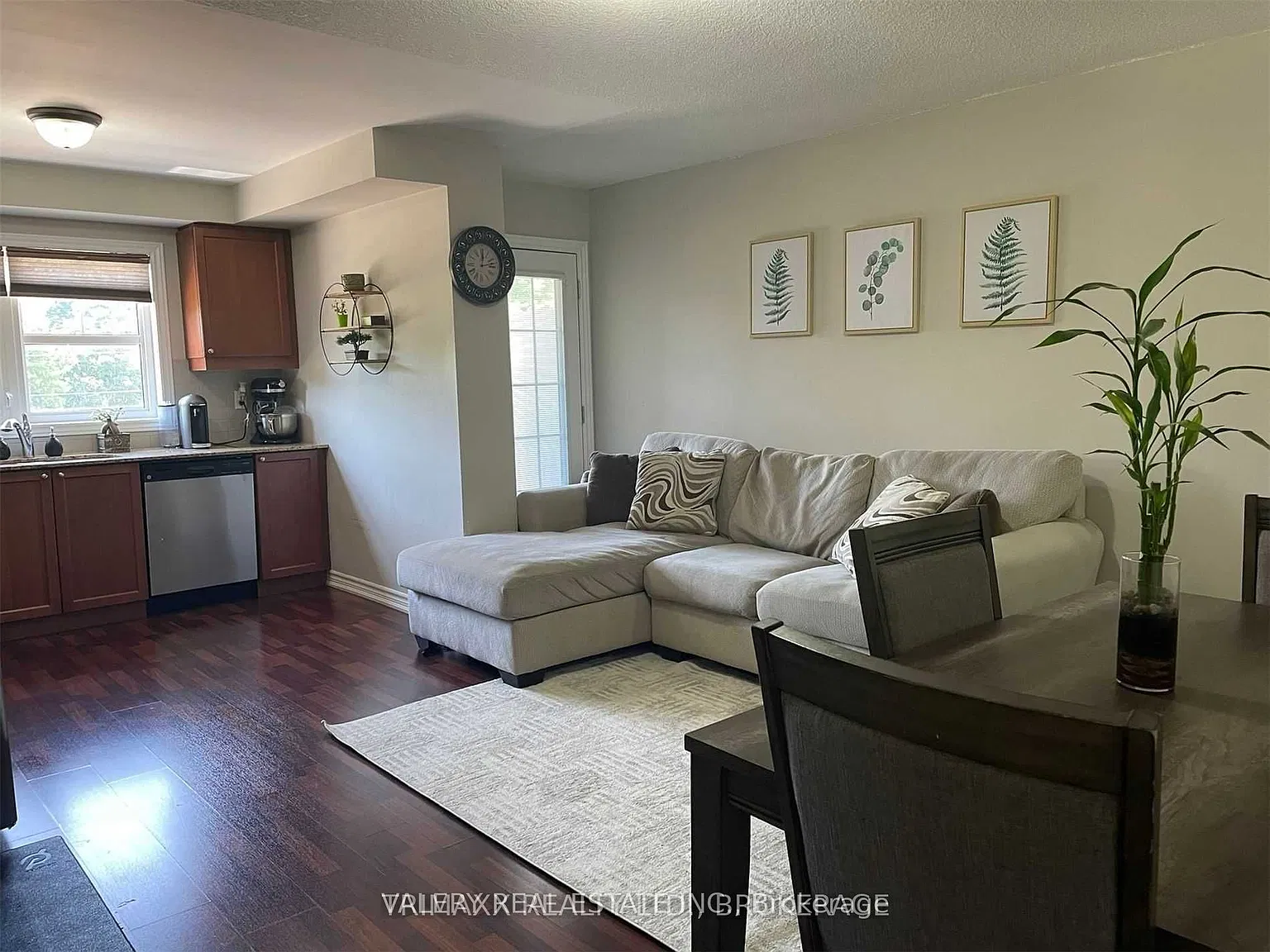 2 bed, $2,100 — Photo 2