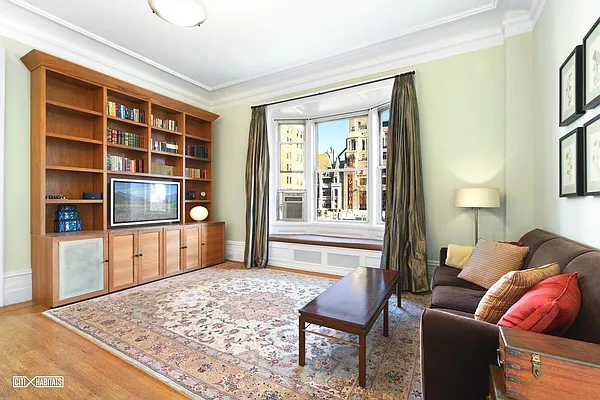 Sold by Citi Habitats | media 5