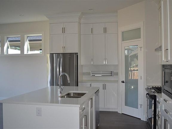 2nd image of 11036 Buckerfield Dr