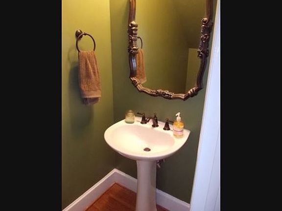 5th image of 4519 Rockwood Dr
