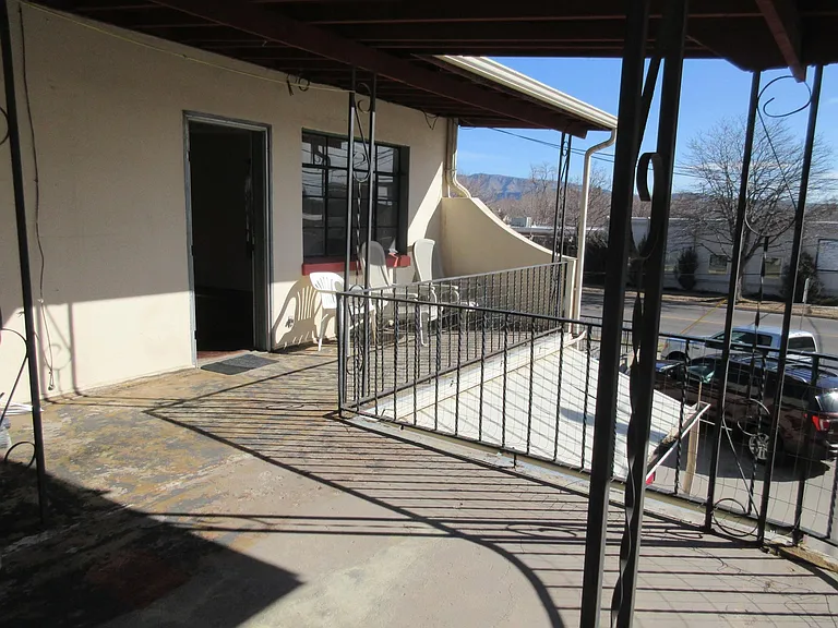 830 Macon Ave — Photo 16
