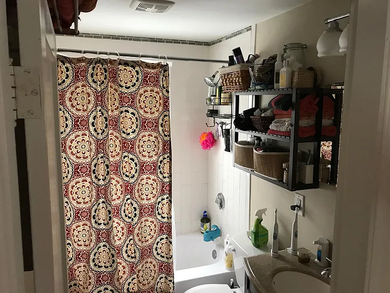 188 Summit St — Photo 5