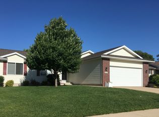 1219 Moose Dr NW, Cedar Rapids, IA 52405
