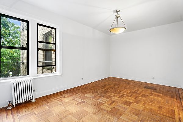 1st image of 452 Park Pl #2K