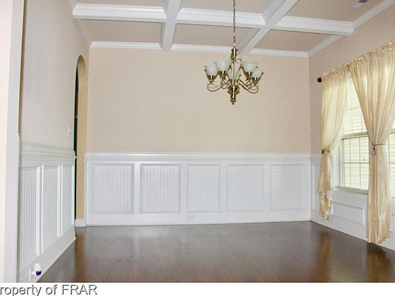 5th image of 181 Walton Heath Dr
