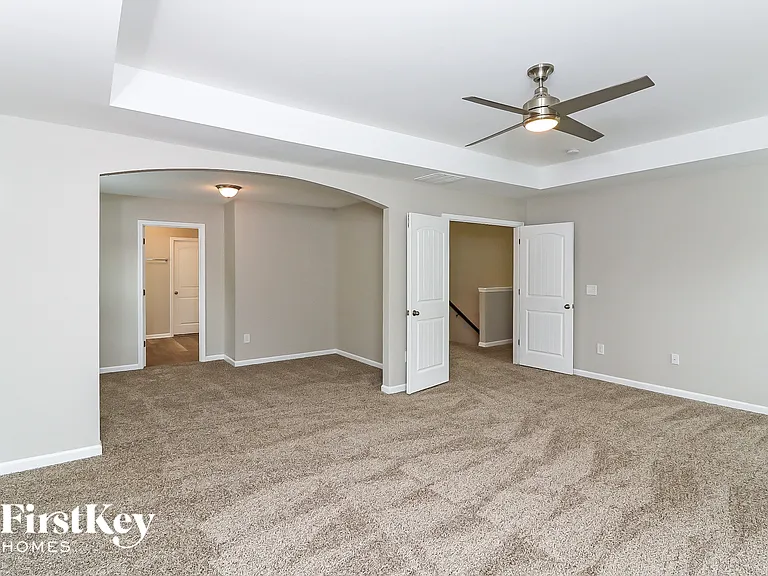 195 Parkcrest Xing — Photo 11