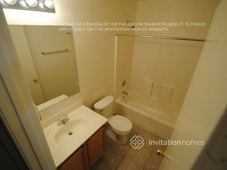 16085 W Adams St — Photo 9