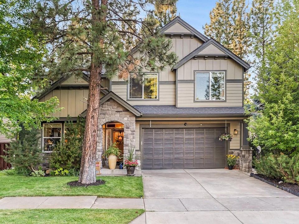 1st image of 61007 Snowberry Pl