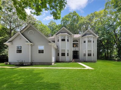 22 Community Drive, Coram, NY, 11727