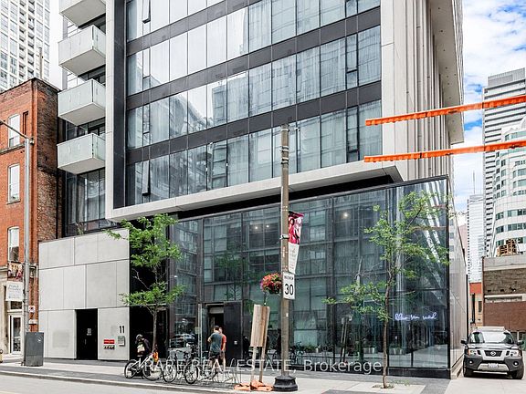 2nd image of 11 Charlotte St #2404
